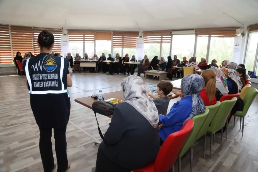 Van Büyükşehir Belediyesinin "Tecrübe-i Hayat" Projesiyle Yaşam Tecrübeleri Gelecek Nesillere Aktarılıyor