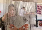Van Büyükşehir Belediyesi Geleneksel Kilim Dokumacılığını Kadınların Üretimiyle Gelecek Kuşaklara Taşıyor