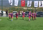 Antakya Yaylacık Mahallesi’nde yeni halı saha gençlerin katıldığı futbol turnuvasıyla açıldı