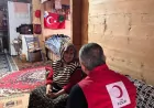 Dayanışma ekipleri kapı kapı ihtiyaçları yerinde tespit ederek destek çalışmalarını sürdürüyor