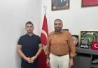 Karacahöyük Mahalle Muhtarı Erdoğan Çaygeçen: “Demir yolu köyümüzü ikiye böldü, kadastral yollarımıza geçiş istiyoruz”