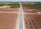 Şanlıurfa Büyükşehir Belediyesi Hilvan’da 4 mahalleyi kapsayan 5,5 kilometrelik yolu yeniledi