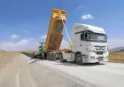 Van Saray’da 5 mahalle ve bir mezrayı bağlayan 10 kilometrelik yol sıcak asfaltla buluşuyor