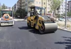 Şanlıurfa Büyükşehir Belediyesi Karaköprü’de sıcak asfalt yenileme ve yeni yol çalışmalarını sürdürüyor