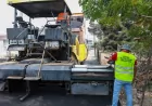 Hatay Büyükşehir Belediyesi Yenimahalle’de 700 Metrelik Yolu Beton Asfaltla Yeniledi