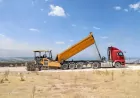 Van Büyükşehir Belediyesi Kıyıcak’ta 3 kilometrelik yeni imar yolu için PMT serimine başladı