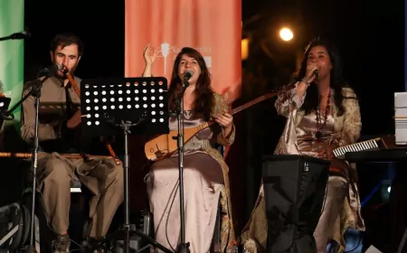 Yerel Yönetimler Diyarbakır Büyükşehir Belediyesi Gezici Müzik Atölyesi kapsamında Kervanpınarlı çocuklar öğrendiklerini konserle sahneye taşıdı