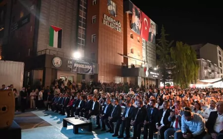 Afyonkarahisar Emirdağ Gurbetçi Festivali binlerce hemşehriyi sıla hasretini gidermek üzere bir araya getirdi