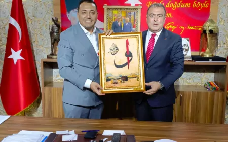 Sağlık-Sen Eskişehir Şube Başkanı Hasan Hüseyin Köksal ve Yönetiminden MHP Eskişehir İl Başkanı Ayhan Sezer'e Ziyaret