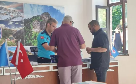 Trabzon Büyükşehir Belediyesi Turizm Ofisleri Temmuz Ayında 3 Bin 168 Yerli ve Yabancı Ziyaretçiye Rehberlik Hizmeti Sundu