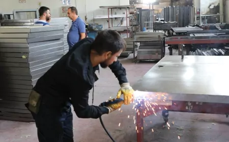 Hatay Büyükşehir Belediyesi HAKİM Projesi ile çelik kapı sektörüne nitelikli personel yetiştiriyor