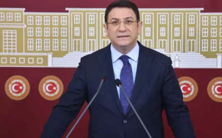 DEVA Partisi Ankara Milletvekili Av. İdris Şahin: “Gençlerin hayalleri küçülmedi, temel ihtiyaçlar erişilmesi güç hedeflere dönüştü”