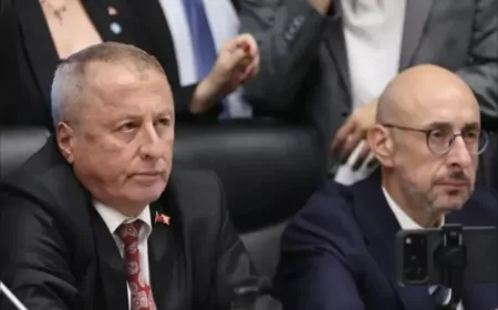 İYİ Parti Milletvekilleri Hakan Şeref Olgun ve Uğur Poyraz’dan Millî Dayanışma ve Toplumsal Bütünleşme Kanun Teklifi’ne kapsamlı itiraz