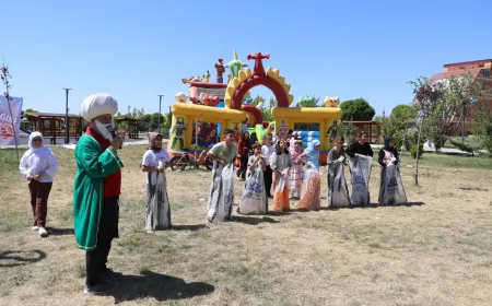 Van Büyükşehir Belediyesi Fidanlık Parkı’nda çocukları geleneksel oyunlarla buluşturdu