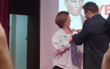 YENİ Parti Genel Başkan Yardımcısı Utku Çakırözer: “Türkiye’nin geleceğini birlikte yazmaya davet ediyorum”