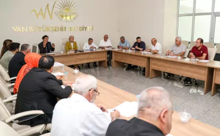 Van Büyükşehir Belediyesinde iş sağlığı ve güvenliği için riskler ve önleyici tedbirler görüşüldü
