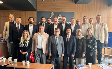 Anahtar Parti Başakşehir’de “Rotamız Millet” Programıyla Vatandaşlarla Buluştu