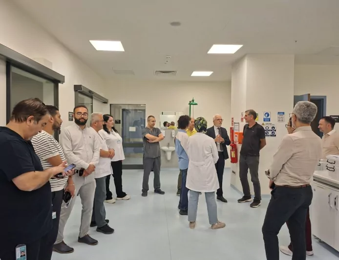 Eskişehir İl Sağlık Müdürü Doç. Dr. Yaşar Bildirici Şehir Hastanesindeki laboratuvar hizmetlerini yerinde inceledi