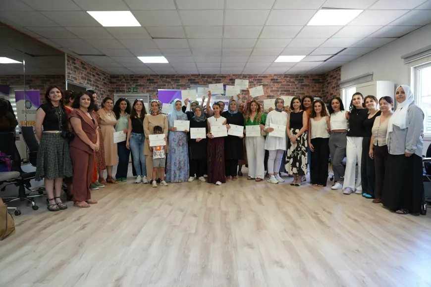 Diyarbakır’da mesleki atölyeleri tamamlayan 50 kadın üretim alanlarına yeni becerilerle katılıyor