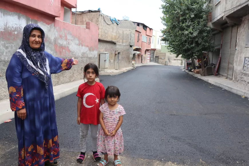 Şanlıurfa’da Şıhmaksut Türbesi’ne ulaşım sağlayan 1 kilometrelik cadde sıcak asfaltla yenilendi