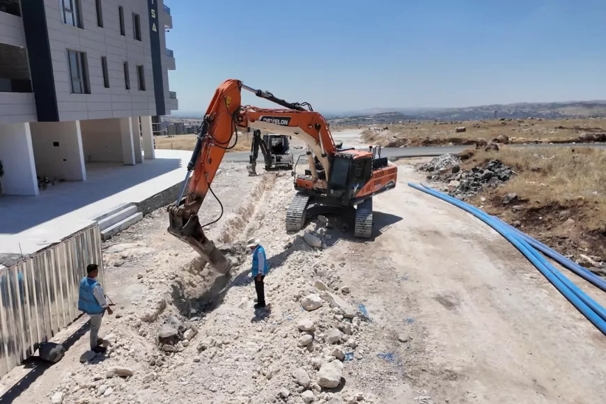 ŞUSKİ Karaköprü’de içme suyu altyapısını yeni şebeke hatlarıyla güçlendiriyor