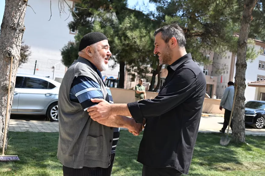 Karabük Belediye Başkanı Özkan Çetinkaya: “Günübirlik Değil, Kalıcı Çözümlerle Karabük’ün Geleceğini İnşa Ediyoruz”
