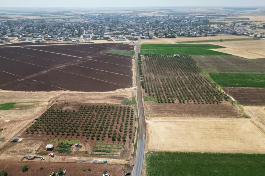 Şanlıurfa Büyükşehir Belediyesi Hilvan’da 10 kilometrelik kırsal yolu yeniliyor