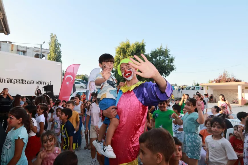 Hatay Büyükşehir Belediyesi “Mahallemde Şenlik Var” etkinlikleriyle çocukları yaz tatilinde eğlence ve eğitimle buluşturuyor