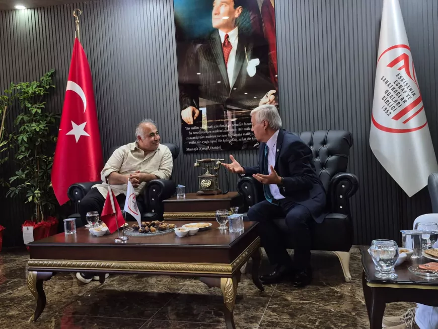 Odunpazarı Kent Konseyi Başkanı İsmail Kumru: “Eskişehir’de esnafın sorunlarına ortak akıl ve dayanışmayla çözüm üretmeliyiz”