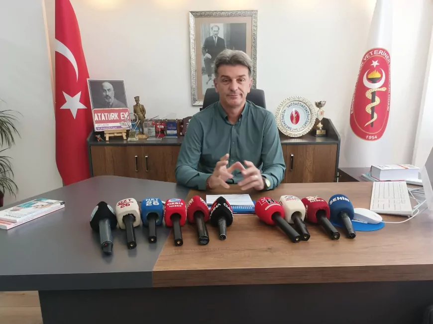 ESKİŞEHİR BİLECİK VETERİNER HEKİMLER ODASI BAŞKANI ERDİNÇ YUVA: “BU GÜNLERDE HER VATANDAŞIMIZDAN BİR KAP SUYU EVLERİNİN VE İŞ YERLERİNİN ÖNÜNE KOYMALARINI RİCA EDİYORUZ”