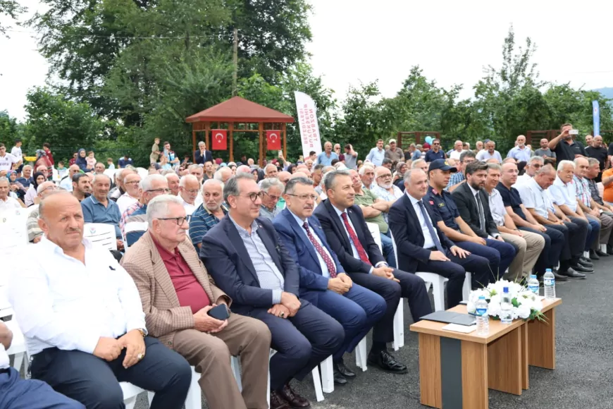 Trabzon Büyükşehir Belediye Başkanı Ahmet Metin Genç: “Sürmene’nin 37 mahallesi ve Trabzon’un 716 mahallesine hizmet götürüyoruz”