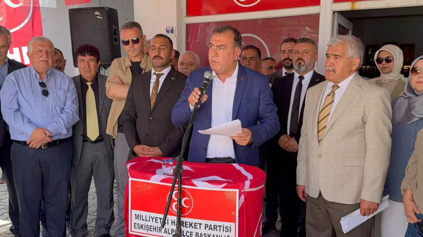 MHP Alpu İlçe Teşkilatı’nın 15. Olağan Kongresi’nde Alparslan Kokulu yeniden başkan seçildi