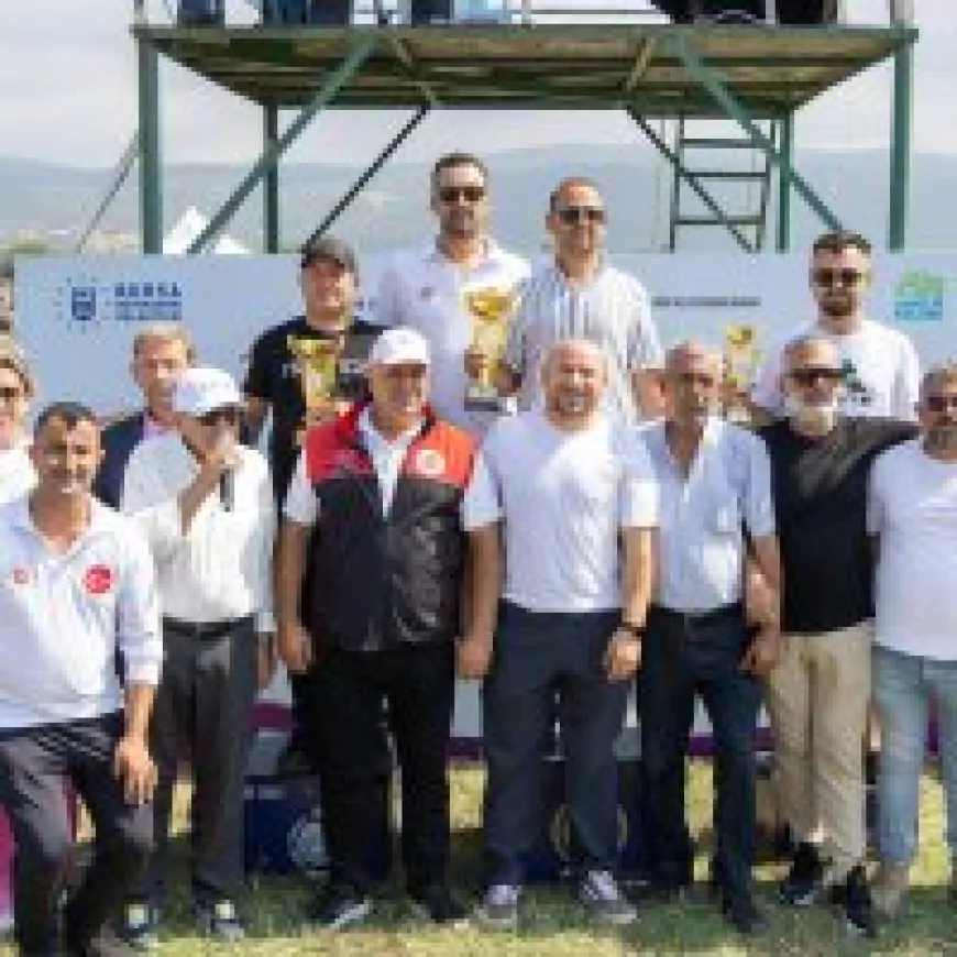 Bursa’da 135 sporcu ve rahvan atı Akçalar’da şampiyonluk için piste çıktı