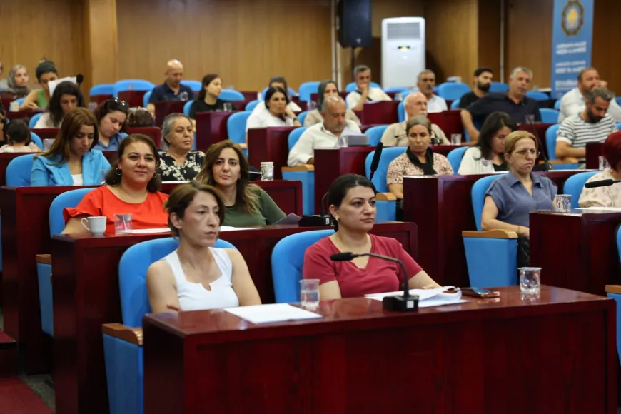 Diyarbakır Büyükşehir Belediyesi Meclis 1. Başkan Vekilliğine Evin Yelboğa seçildi