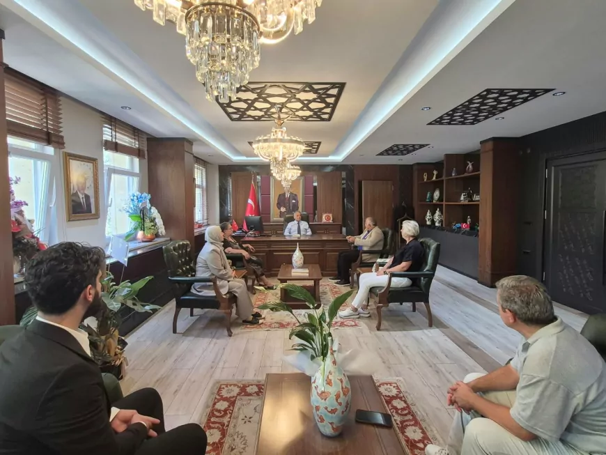 Odunpazarı Kent Konseyi’nden Kaymakam Ahmet Hikmet Şahin’e ilçenin öncelikli sorunlarına ilişkin ziyaret