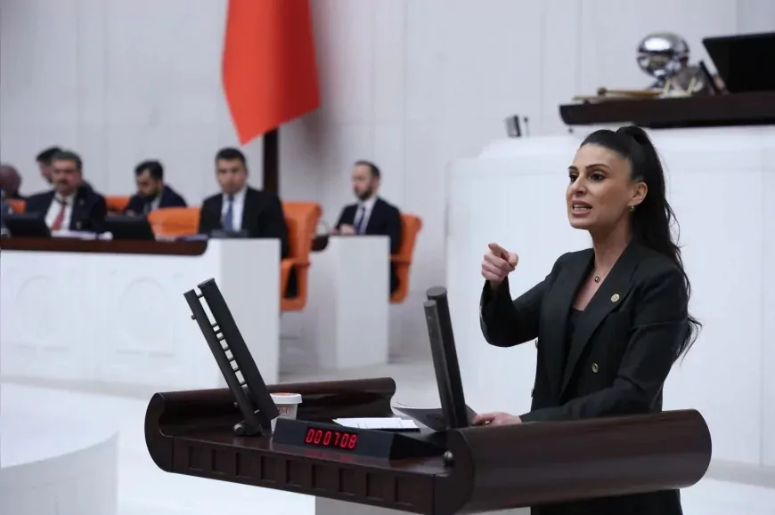 YENİ Parti Genel Başkan Yardımcısı Gizem Özcan: “Mesele yalnızca bir bina, bir tapu ya da bir mülkiyet meselesi değildir”