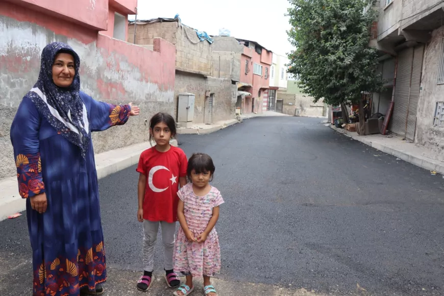 Şanlıurfa’da Şıhmaksut Türbesi’ne ulaşım sağlayan 1 kilometrelik cadde sıcak asfaltla yenilendi
