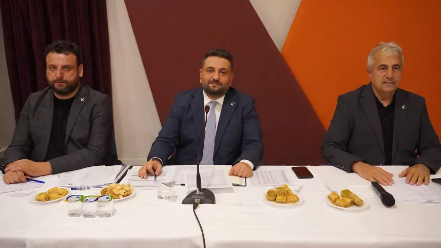 Yeniden Refah Partisi İstanbul İl Başkanı Yunus Emre Taşçı: “Tarlada izi olmayanın harmanda yüzü olmaz”
