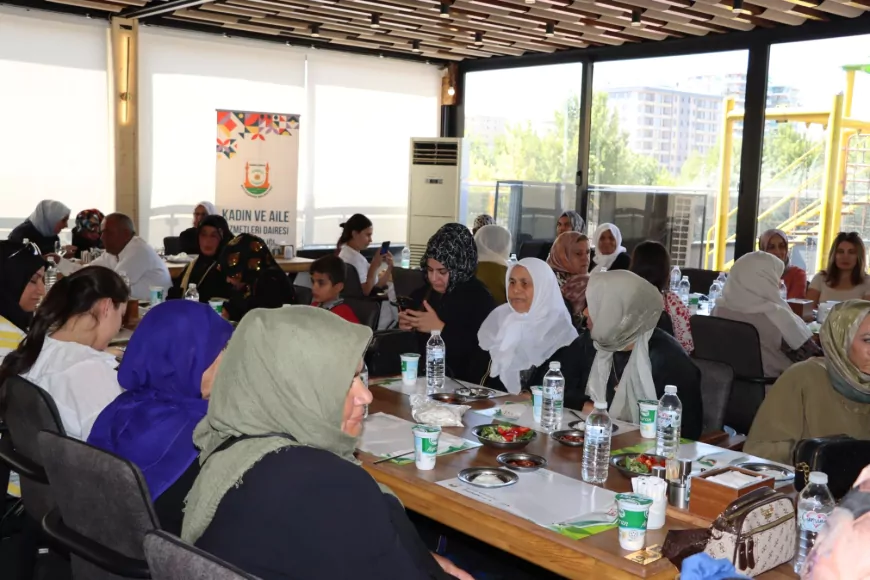 Şanlıurfa’da Üç Kuşak Projesi büyükleri, anne ve çocukları aynı sofrada buluşturdu