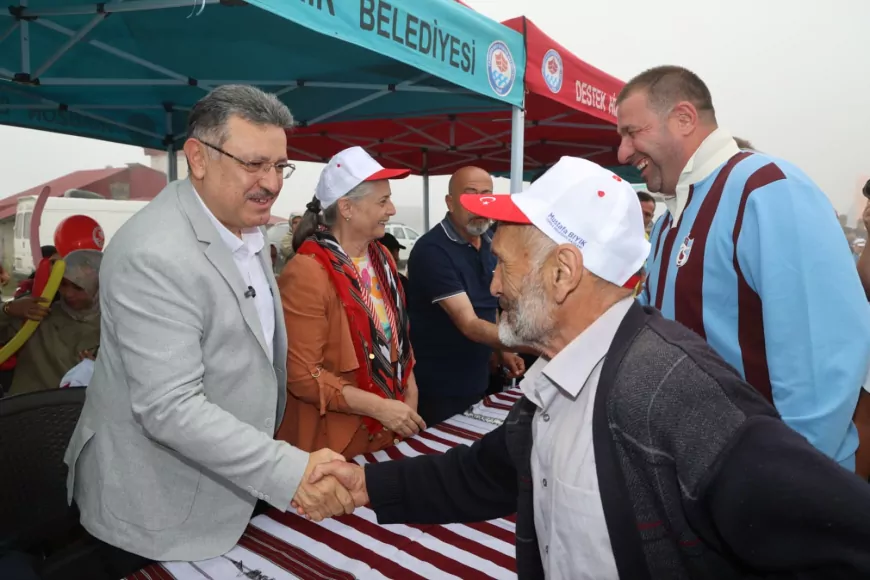 Trabzon Büyükşehir Belediye Başkanı Ahmet Metin Genç: “Ligarba üretimini teşvik etmeliyiz, ne kadar üretirsek o kadar güçlüyüz”