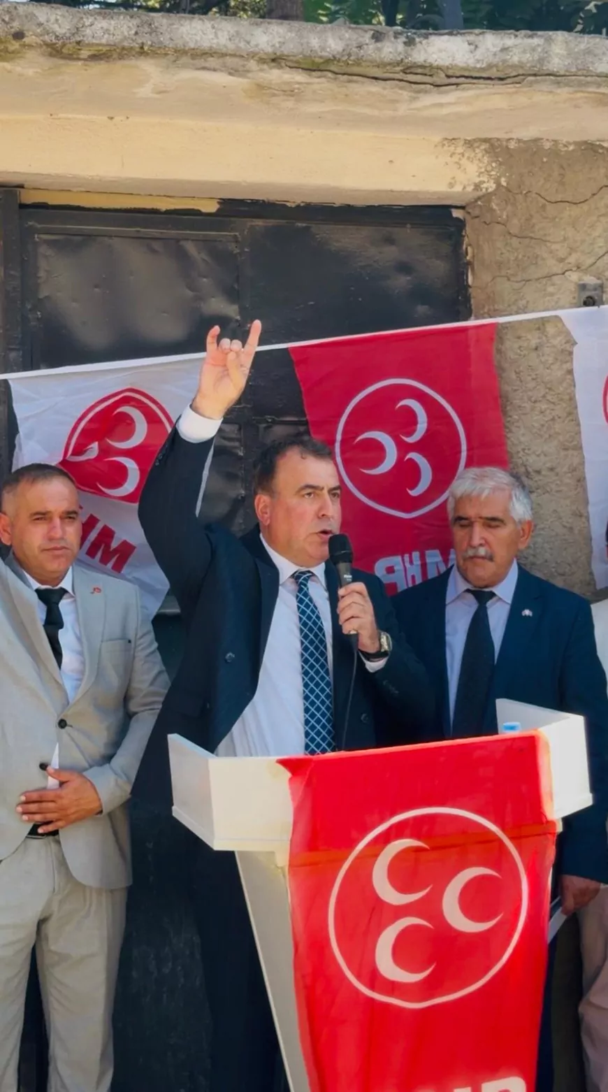 MHP Eskişehir İl Başkanı Ayhan Sezer: “Kongrelerimiz birlik ve beraberliğimizi güçlendirdiğimiz günlerdir”