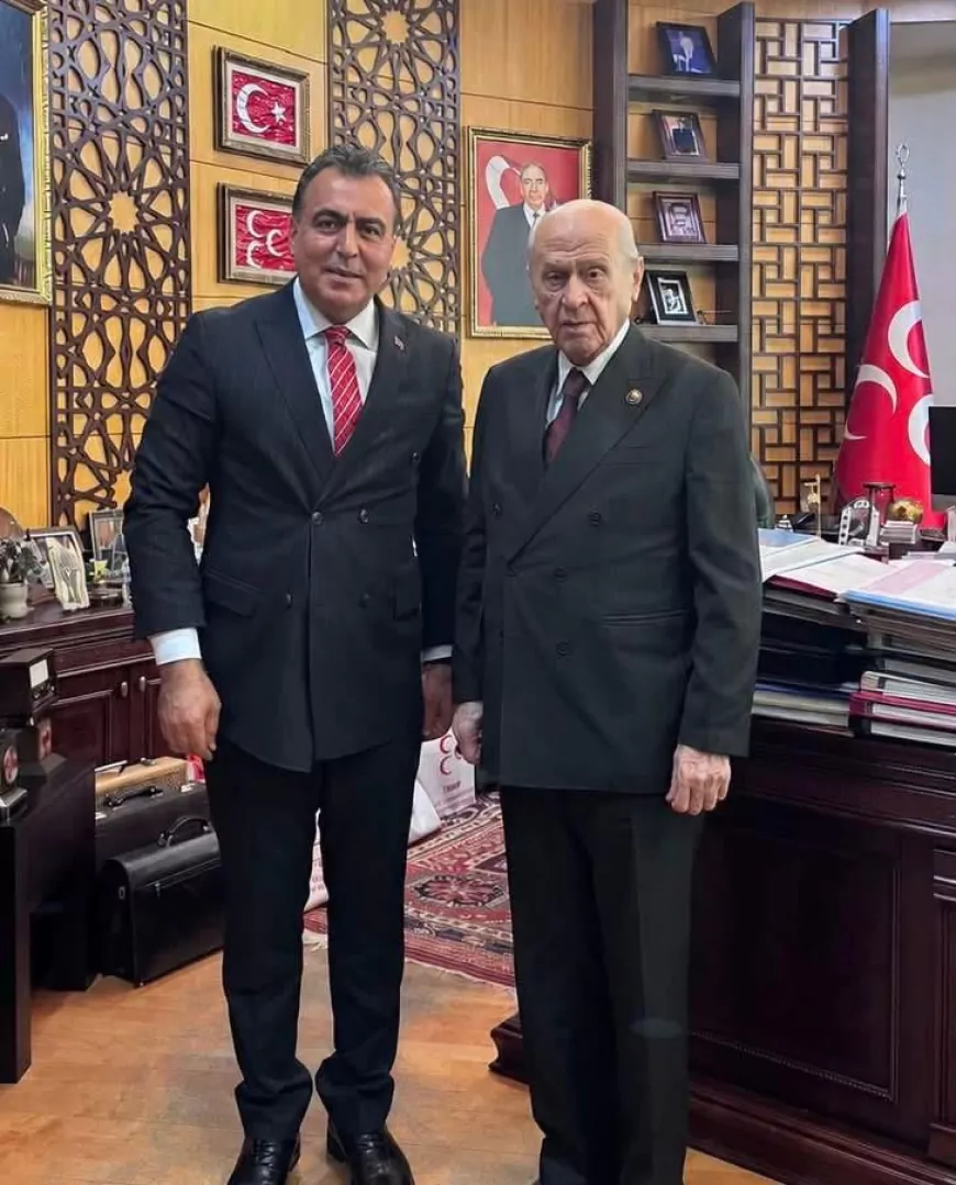 MHP Eskişehir İl Başkanı Ayhan Sezer: “14 ilçe kongremizin ardından hazırladığımız raporu Genel Başkanımız Devlet Bahçeli’ye sunduk”