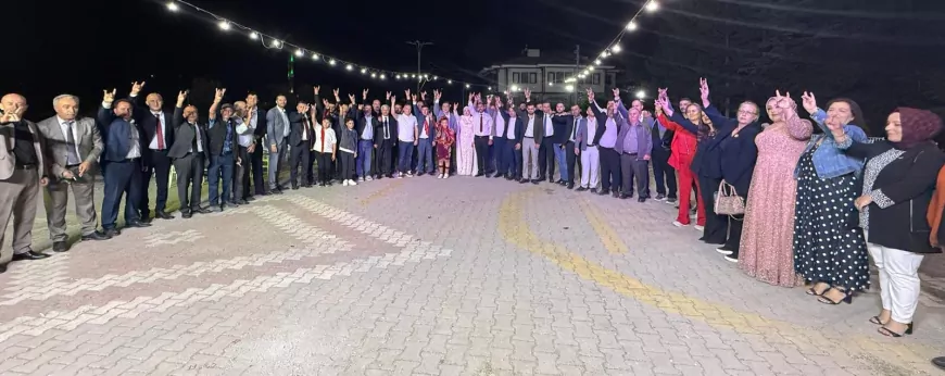 MHP Eskişehir Teşkilatı Alpu’da Alparslan Kokulu Ailesinin Sünnet Düğününde Buluştu