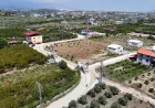 Hatay Büyükşehir Belediyesi Karaçay ve Özbek’te 3 bin 500 metrelik yol çalışması başlattı
