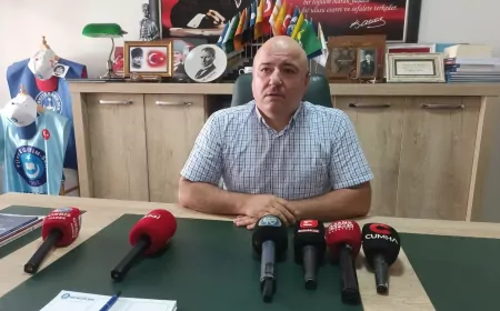 Türk Eğitim-Sen Eskişehir 1 No’lu Şube Başkanı Kamuran Arıkan: “Öğretmenlerin kıyafeti gerçek eğitim gündemini gölgede bırakıyor”