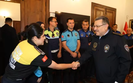 Trabzon Büyükşehir Belediye Başkanı Ahmet Metin Genç: “Zabıtamız belediyemizin sahadaki gücüdür”