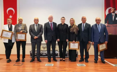 İstanbul’da Kan Bağışı Kapasitesi Artıyor: Türk Kızılay’a 20 Yeni Kan Çalkalama Cihazı Teslim Edildi