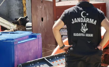 Trabzon Büyükşehir Belediye Başkanı Ahmet Metin Genç: “Şehitlerimizin emanetine sahip çıkmaya devam edeceğiz”