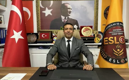 Eskişehir Lokantacılar ve Kasaplar Esnaf Odası Başkanı Murat Arnik: “Konser izni mi, ticari festival izni mi? Bu mağduriyetin hesabını kim verecek?”