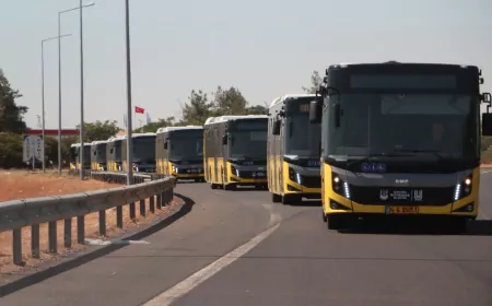 Şanlıurfa Büyükşehir Belediye Başkanı Mehmet Kasım Gülpınar’ın talimatıyla ulaşım filosuna 30 yeni otobüs